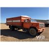 Image 2 : 1980 GMC 7000 S/A GRAIN TRUCK
