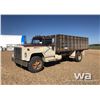 Image 1 : 1978 IHC 1700 S/A GRAIN TRUCK