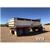 Image 3 : 1982 NEILS TRI-AXLE GRAVEL WAGON