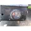 Image 8 : 1982 JOHN DEERE 2420 SWATHER