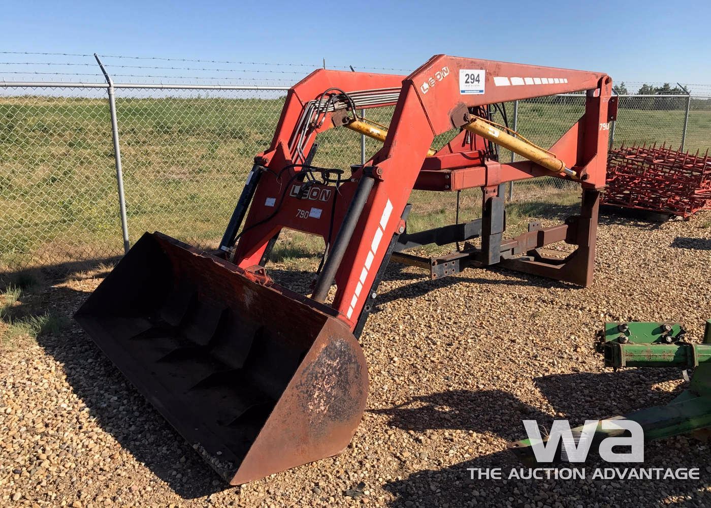 790 Loader LEON 790 FRONT END LOADER