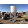 Image 2 : 200 GAL. HOPPER POLY TANK