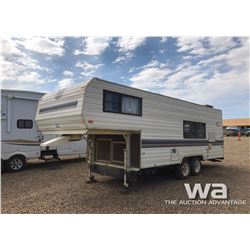 1989 LYNX  5TH WHEEL TRAVEL TRAILER
