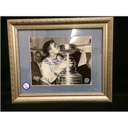 TED LINDSAY SIGNED & FRAMED STANLEY CUP PHOTO (HOF 1966)