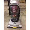 Image 2 : BISSELL POWER GROOM DUAL CYCLONIC VACUUM CLEANER