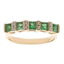 0.72 ctw Emerald and Diamond Ring - 14KT Yellow Gold