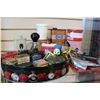 Image 1 : LOT OF COLLECTIBLE OIL AND GAS TINS AND TRAY OF COLLECTIBLES