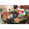 Image 3 : LOT OF COLLECTIBLE OIL AND GAS TINS AND TRAY OF COLLECTIBLES