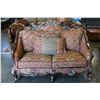 Image 2 : LARGE OVER SIZED HIGHLY CARVED LOVESEAT