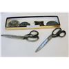 Image 1 : VINTAGE SCISSORS + LOT OF BELT BUCKLES
