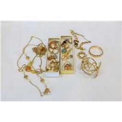 TWO TRAY OF GOLD TONE JEWELLRY