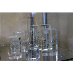 LOT OF CRYSTAL PAPER WEIGHTS