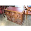 Image 1 : CARVED OAK CASED SERVER