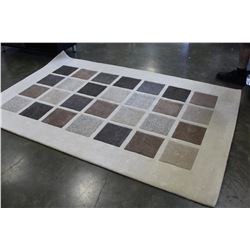 BEIGE REA CARPET