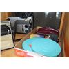 Image 2 : SHELF LOT OF CAMERAS REELS ETC
