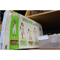 WII CONSOLE WITH ACCESSORIES AND GAMES