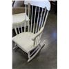Image 2 : WHITE ROCKING CHAIR