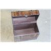 Image 2 : DECORATIVE TRUNK