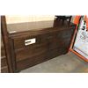 Image 1 : NEW HOME ELEGANCE 7 DRAWER DRESSER MODERN DESIGN RETAIL $1099 FLOOR MODEL