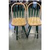 Image 1 : PAIR OF PINE AND GREEN BARSTOOLS
