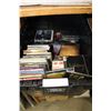 Image 1 : TOTE OF CD'S