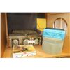 Image 1 : SHELF LOT OF COLLECTIBLE TINS