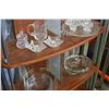 Image 4 : LOT OF CRYSTAL AND GLASS SERVING PIECES
