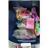 Image 2 : TOTE OF POLLY POCKETS
