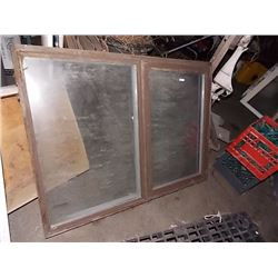 VINTAGE WINDOW - SLIDER