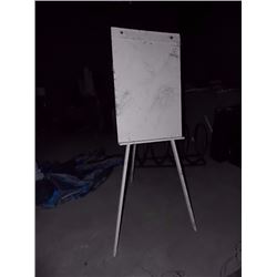 LARGE WOOD EASEL