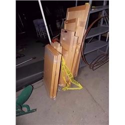 BUNDLE OF MAPLE WOOD - 5 BUNDLES DOORS & SHELVES