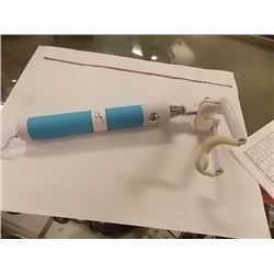 CELL PHONE EXTENTION HANDLE FOR SELFIEES - PS