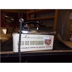 VINTAGE TRAVEL IRON