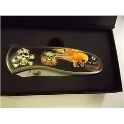 NEW FOLDING KNIFE - SKULL IMAGE