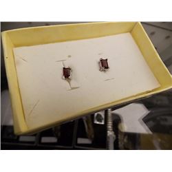 EARRINGS - NEW EMERALD FACETED GARNET IN STERLING SILVER STUD DESIGNED SETTING - RETAIL ESTIMATE $27