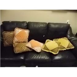 NEW HAND CRAFTED THROW CUSIONS - 6 TTL