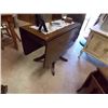 Image 1 : VINTAGE DROP LEAF TABLE