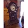 Image 1 : VINTAGE STYLE ORNATE MANTEL CHIME CLOCK