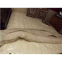 AREA CARPET - TURKISH  - LARGE - 8 X 12'