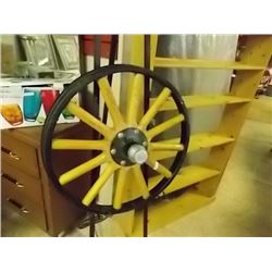 VINTAGE WAGON WHEEL