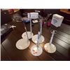 Image 1 : DOLL STANDS - 5 TTL