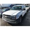 Image 1 : 2005 CHEVROLET SILVERADO, WHITE, 2 DOOR PICKUP, GAS, 4.3L, VIN#1GCEC19X052188699, 83,942KMS,