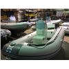 Image 2 : DARK GREY 14 FOOT BAKERVIEW ALU-420DL 8 PERSON 40 HP MAX MOTOR WHITE DOUBLE ALUMINUM HULL