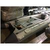 Image 2 : GREY 14 FOOT BAKERVIEW SD-420AL 8 PERSON 40 HP MAX MOTOR WITH ALUMINUM FLOOR