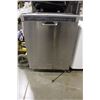 Image 1 : WHIRLPOOL STAINLESS STEEL DISHWASHER