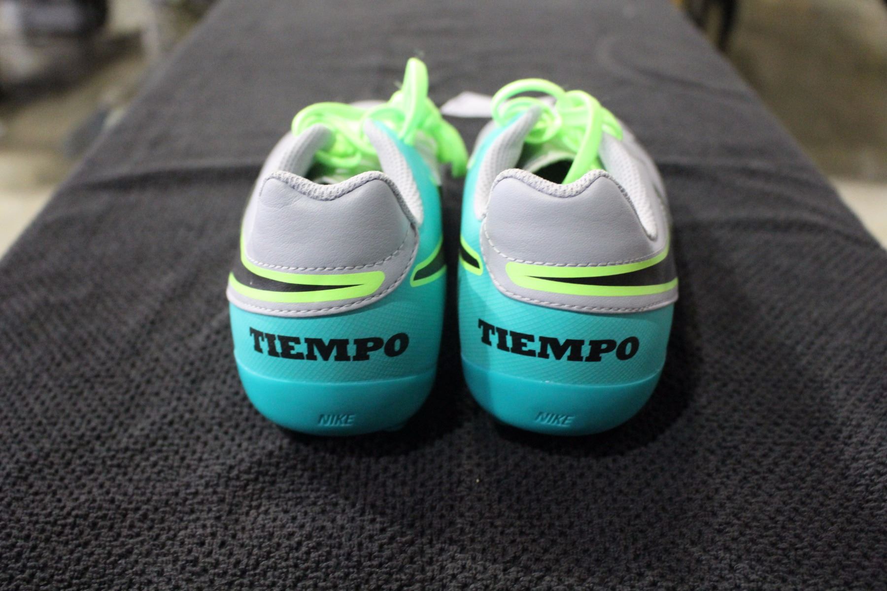 PAIR OF SIZE 3.5Y NIKE SOCCER CLEATS