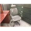 Image 2 : BLACK MESH BACK EURO STYLE FULLY ADJUSTABLE MULTILEVER HIGH BACK TASK CHAIR