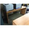 Image 2 : MAPLE 5.5' CREDENZA COMES WITH HUTCH