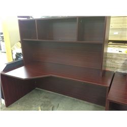 MAHOGANY 6' CORNER COMPUTER DESK WITH HUTCH