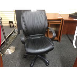 BLACK LEATHER MID BACK LOOP ARM EXECUTIVE CHAIR